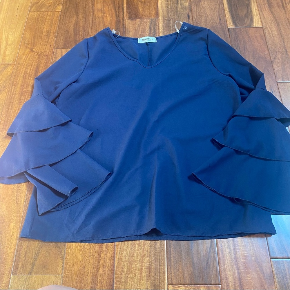 Haptics Women's Navy Blue Ruffle Bell Sleeve V Neck Top Size Large NEW
